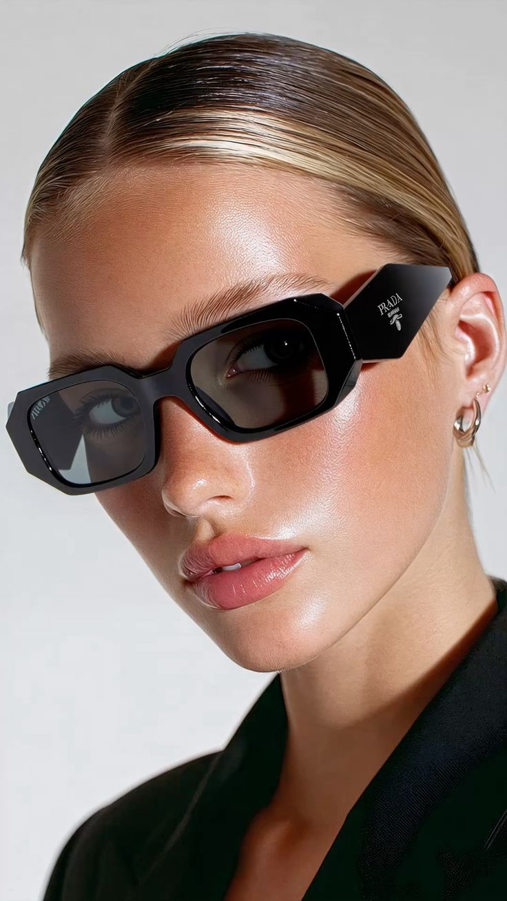 Lunette Prada Milano 17ws